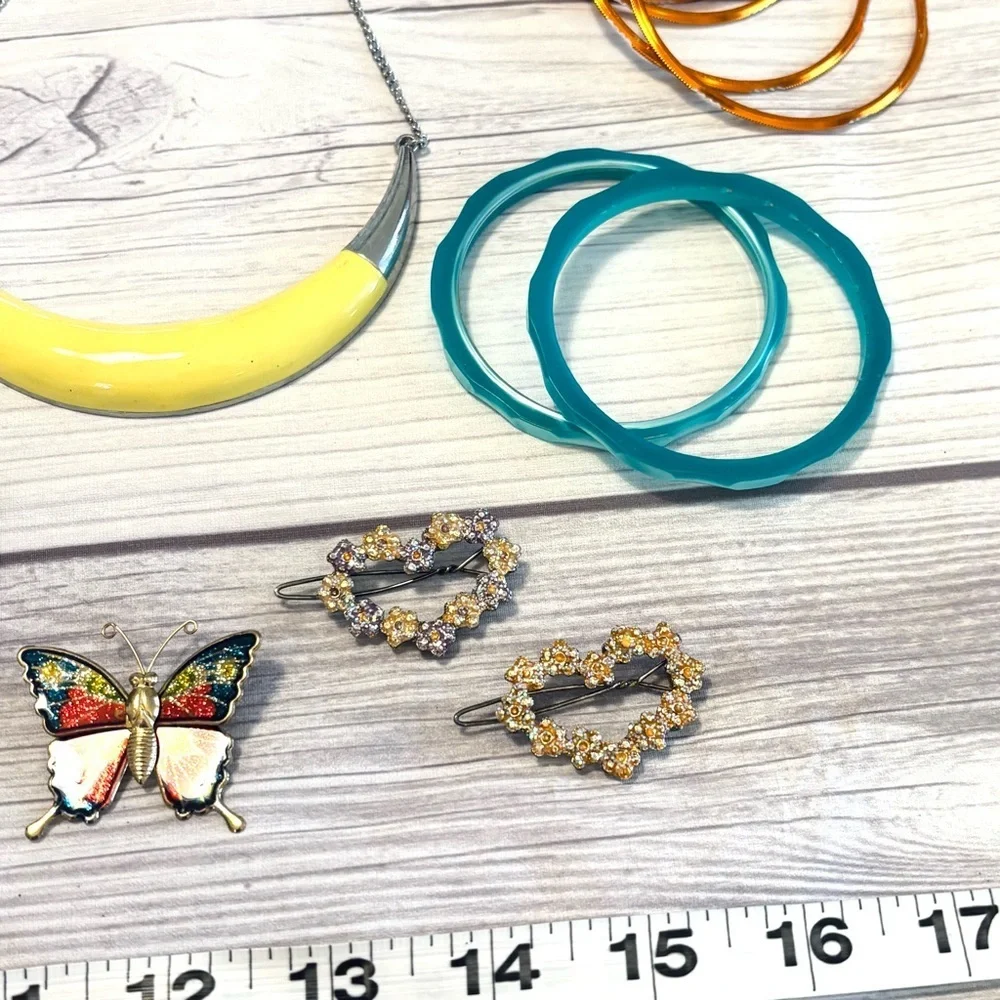Vintage Y2K Jewelry Lot of 27 Necklaces Bracelets Earrings Ring Brooches